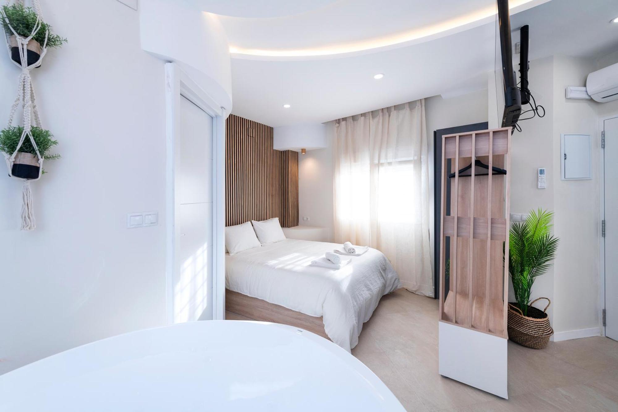 Apartament Malaga Boutique V.V Luxury Jacuzzy Zewnętrze zdjęcie